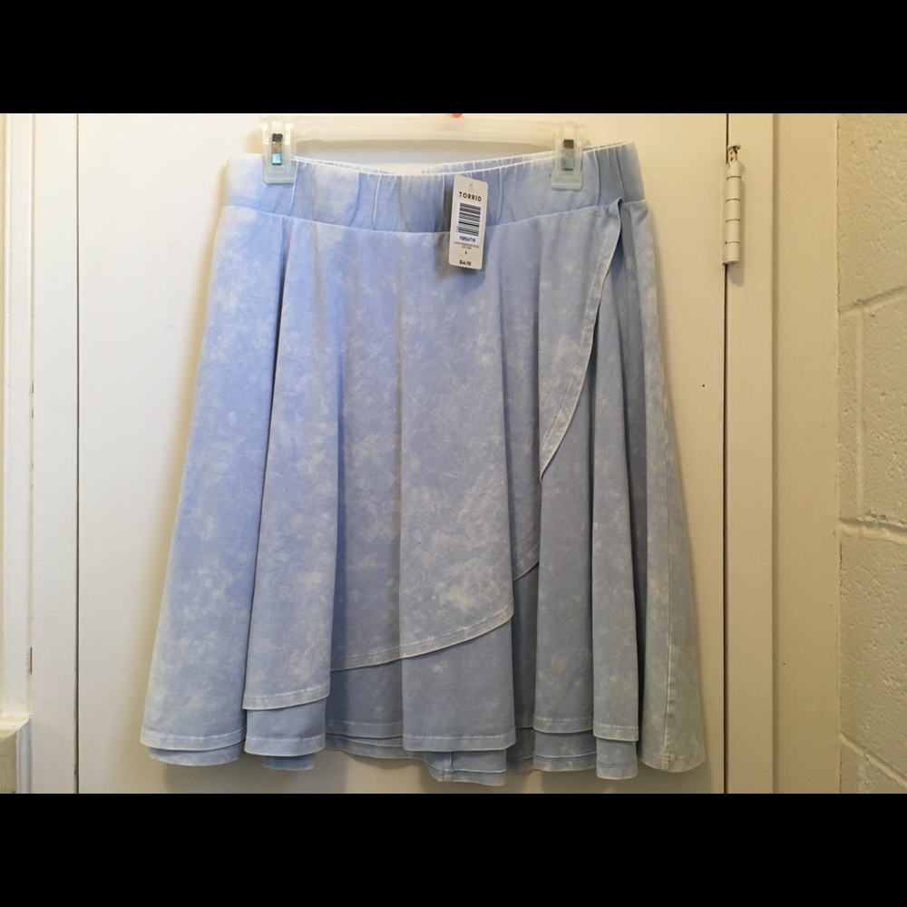 Torrid blue Acid washed skater wrap skirt sz 0/Lg